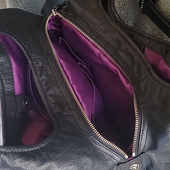 Purse - Picture 2 of 5